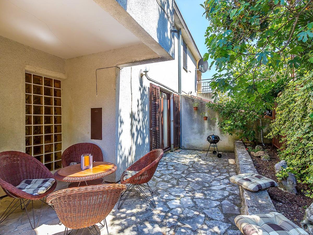 Holiday Home Ermanna Pola Esterno foto